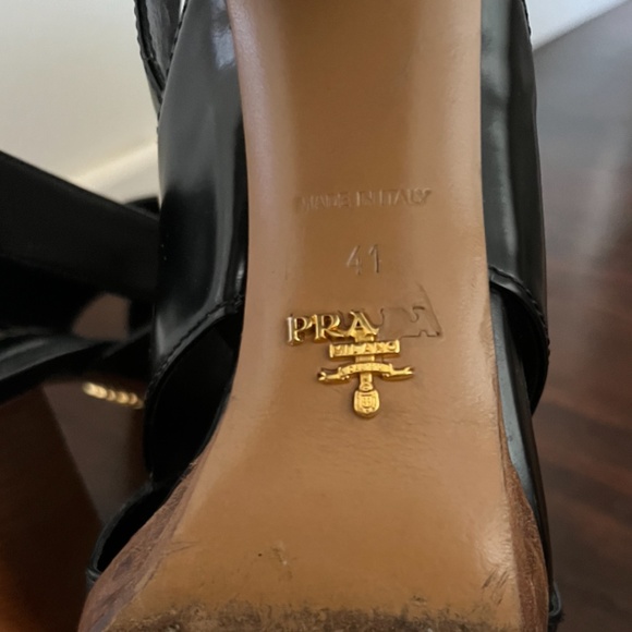 PRADA Women - Genuine Black Patent Leather Wedges - Size 41 - Picture 7 of 10